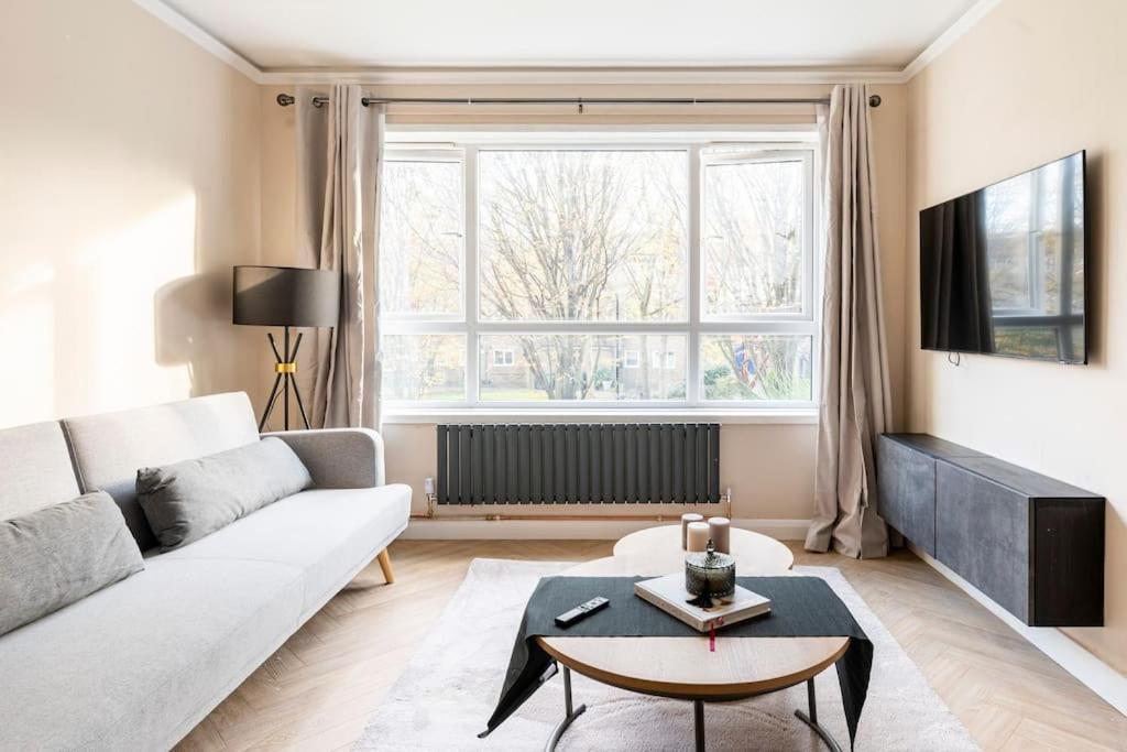 Riverside Serviced Apartments Londra Exterior foto
