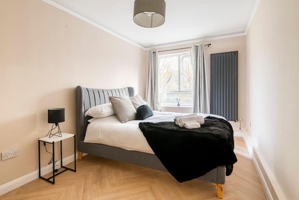 Riverside Serviced Apartments Londra Exterior foto