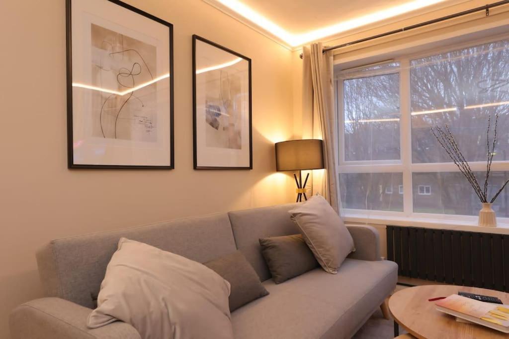 Riverside Serviced Apartments Londra Exterior foto