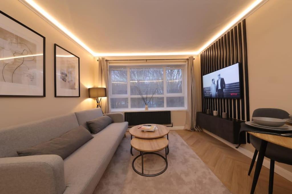 Riverside Serviced Apartments Londra Exterior foto