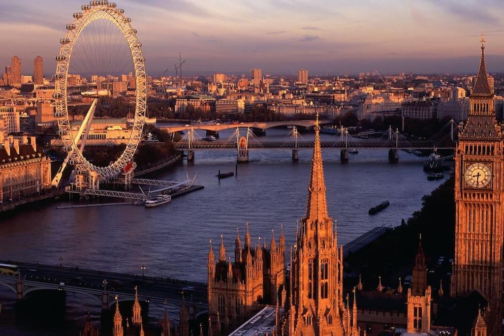 Riverside Serviced Apartments Londra Exterior foto