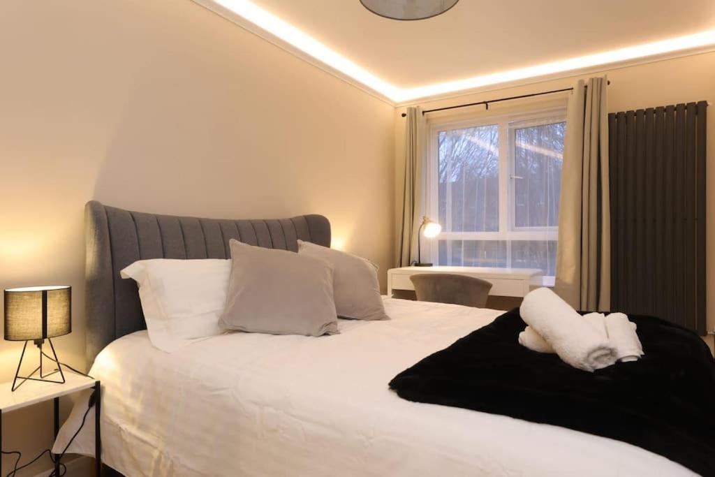 Riverside Serviced Apartments Londra Exterior foto